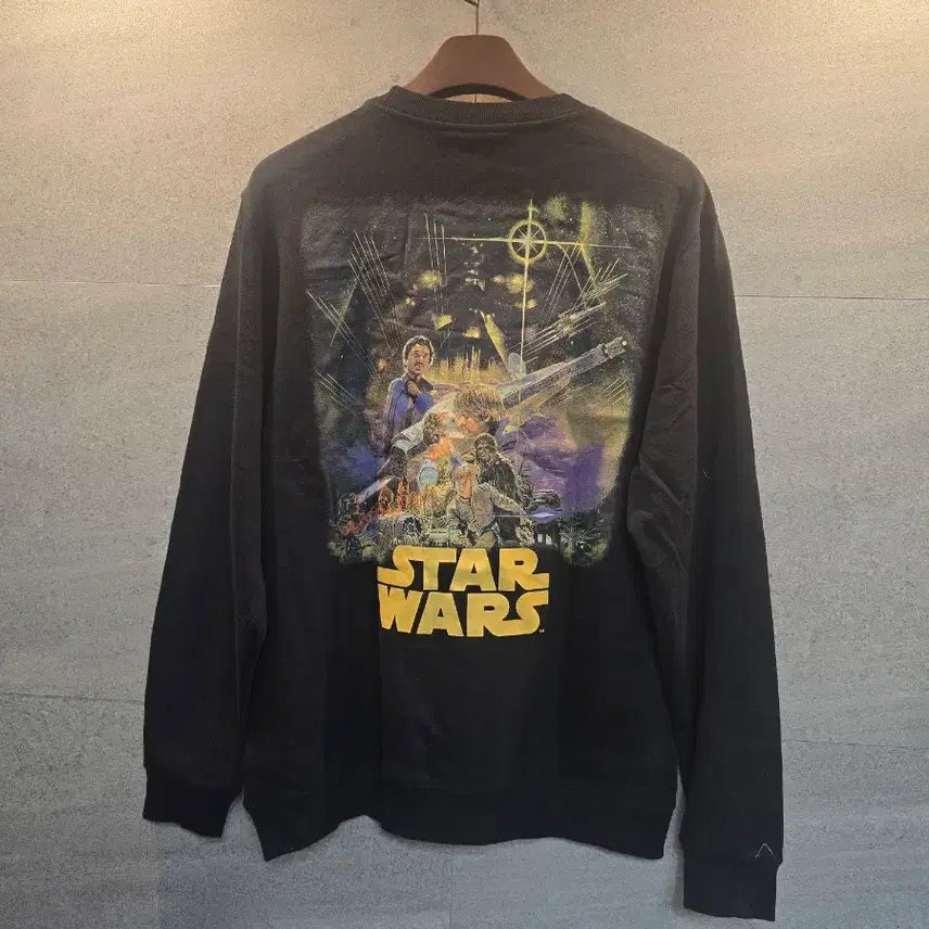 [BUNJANG] Star Wars Logo Graphic Black Sweatshirt / 스타워즈 정품. 맨투맨 티셔츠. 블랙.