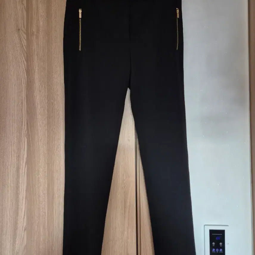 [BUNJANG] Calvin Klein Gold Zipper Slacks (Sample) / 캘빈클라인 금장 지퍼 슬랙스 (샘플)