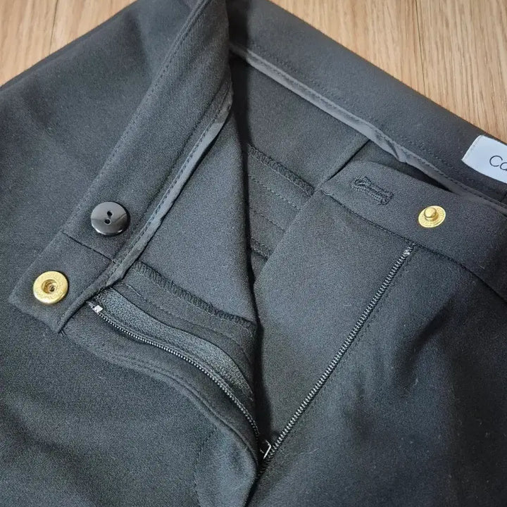 [BUNJANG] Calvin Klein Slim Fit Slacks (Sample) / 캘빈클라인 슬림핏 슬랙스 (샘플)