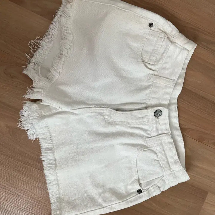 [BUNJANG] White Short Pants / 화이트 숏팬츠 반바지