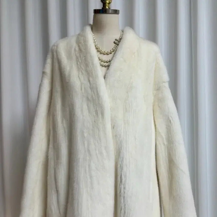 [BUNJANG] Copenhagen Female Mink Coat (Pearl Ivory) Long Robe / (새상품) 코펜하겐 최상급 휘메일 로브 롱 밍크코트 (아이보리)