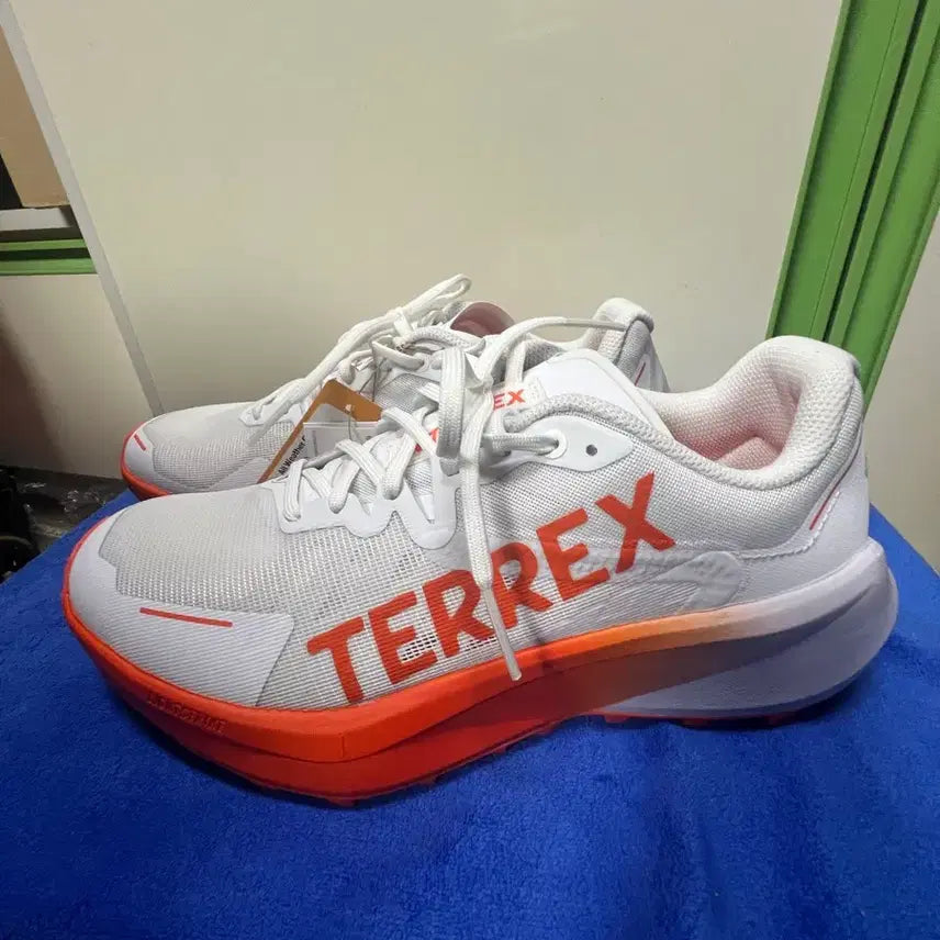 [BUNJANG] Adidas Terrex Agravic 3 Trail Running Shoes 275mm / 아디다스 테렉스 아그라빅 3 트레일 러닝화 275->새제품