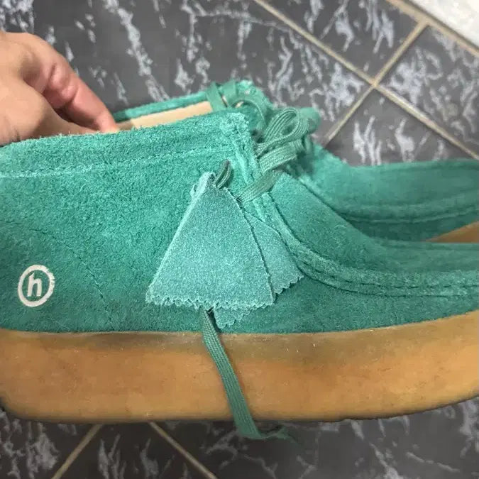 [BUNJANG] Hidden NY Clarks Green UK8 / Hidden ny x Clarks green uk8