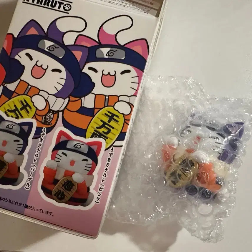 [SOLD OUT] 메가캣 컬러풀 냐루토 마네키네코 보라색 나루토 피규어