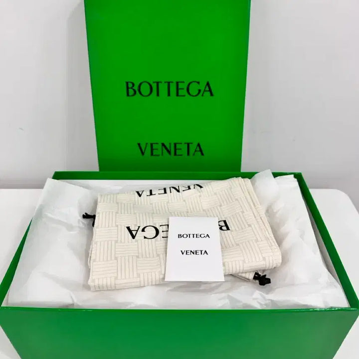 [SOLD OUT] 보테가베네타 오르빗 36사이즈풀박 (새상품)