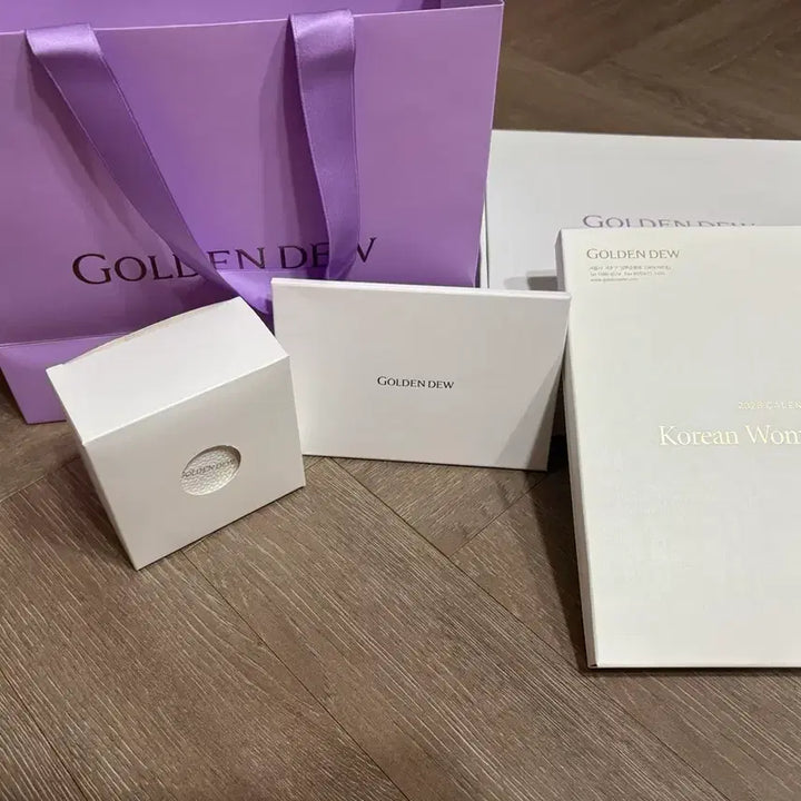 [BUNJANG] Golden Dew Blanket, Calendar, Pouch Bundle Set / 골든듀 블랭킷, 달력, 파우치 일괄