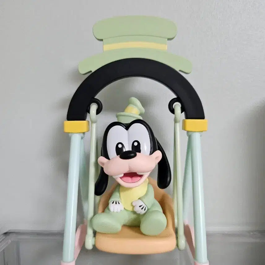 [SOLD OUT] 팝마트 디즈니 스윙피규어 구피