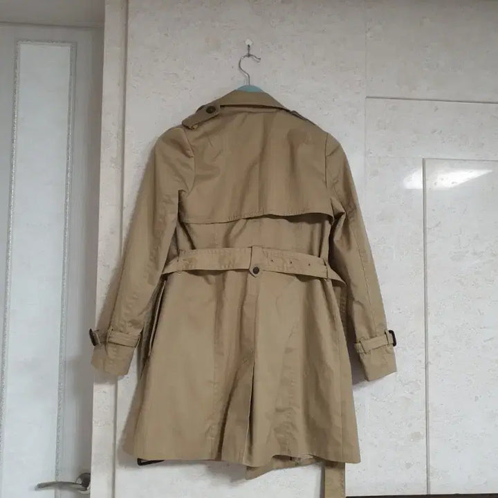 [BUNJANG] BCBG Trench Coat / BCBG 트렌치코트 여성