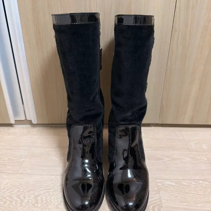 [BUNJANG] Chanel Buckle Mid Boots / 샤넬 버클 미들부츠