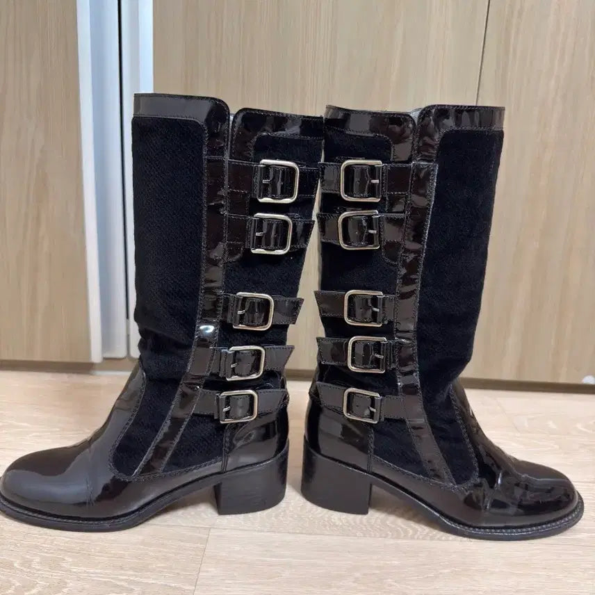 [BUNJANG] Chanel Buckle Mid Boots / 샤넬 버클 미들부츠