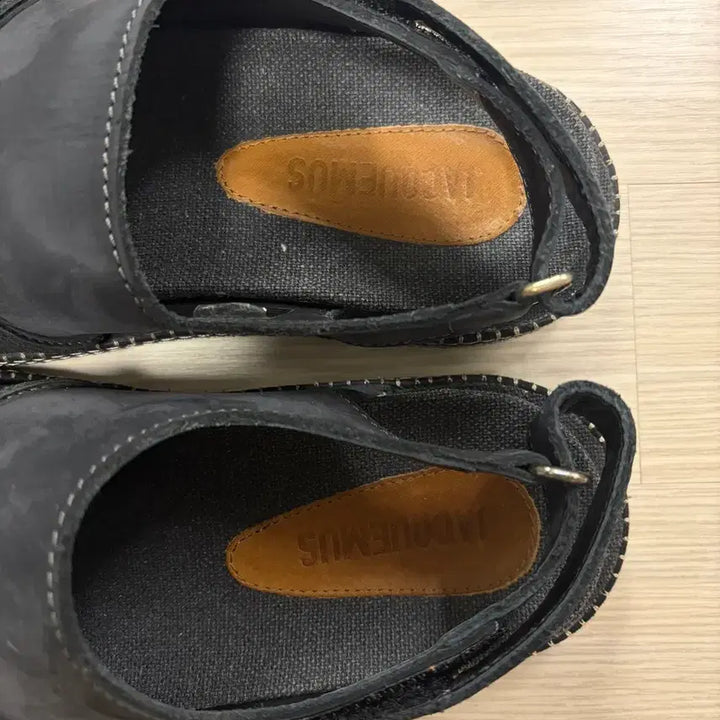 [BUNJANG] JACQUEMUS Mule Sandals / 자크뮈스 (JACQUEMUS) 뮬 샌들