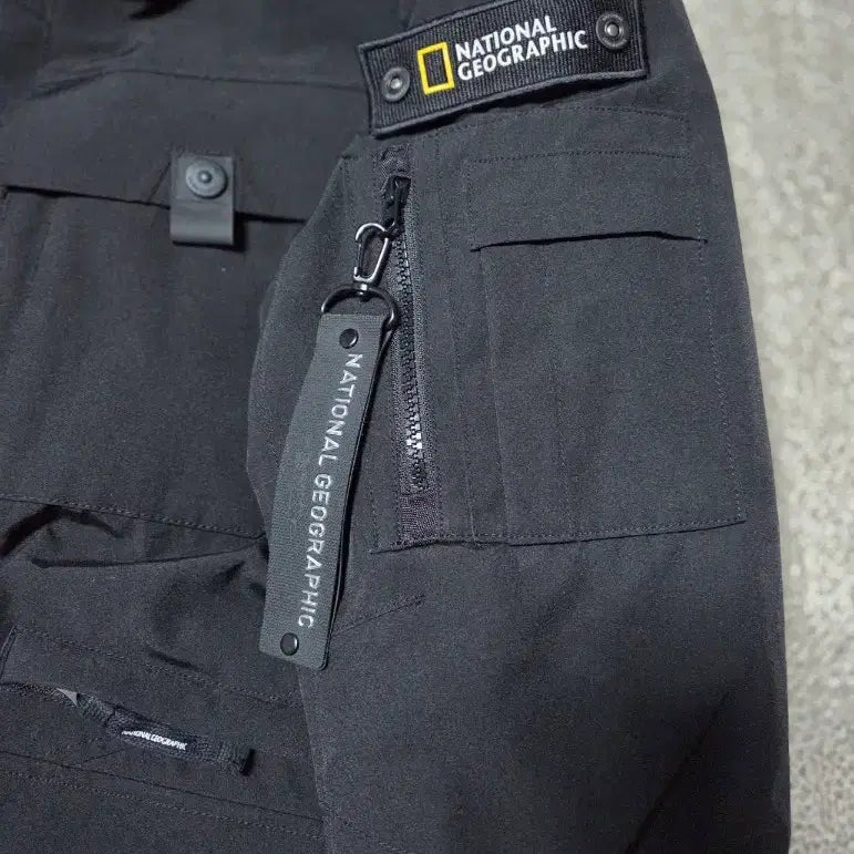 [BUNJANG] National Geographic Utility Down Jacket (L) / 내셔널지오그래픽 유틸리티 다운 점퍼 100(L)