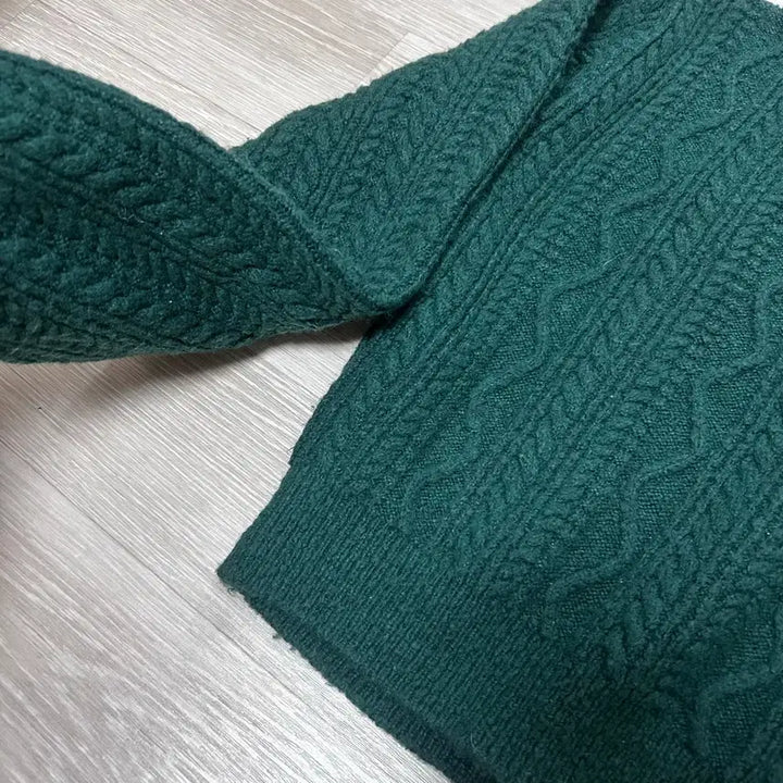 [BUNJANG] Green Cable Knit Crop Sweater / 초록색 꽈배기 크롭 니트