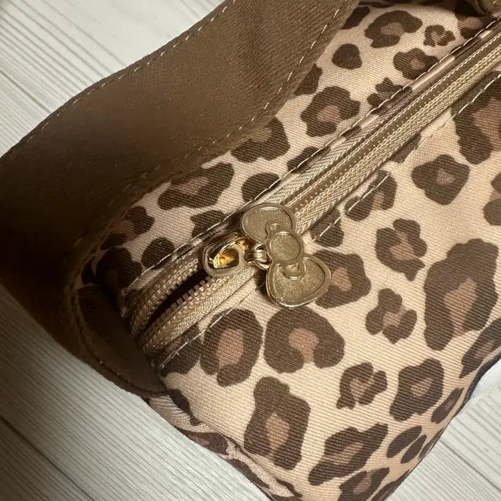 [BUNJANG] Hello Kitty Leopard Tote Bag / 올리자마자 한개팔림] 헬로키티 레오파드 토트백