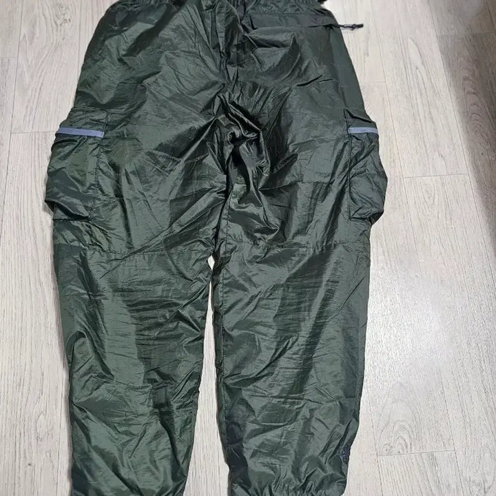 [BUNJANG] Nike Tech Pack Cargo Pants - Dark Green / 나이키 테크팩 카고팬츠L 다크 그린
