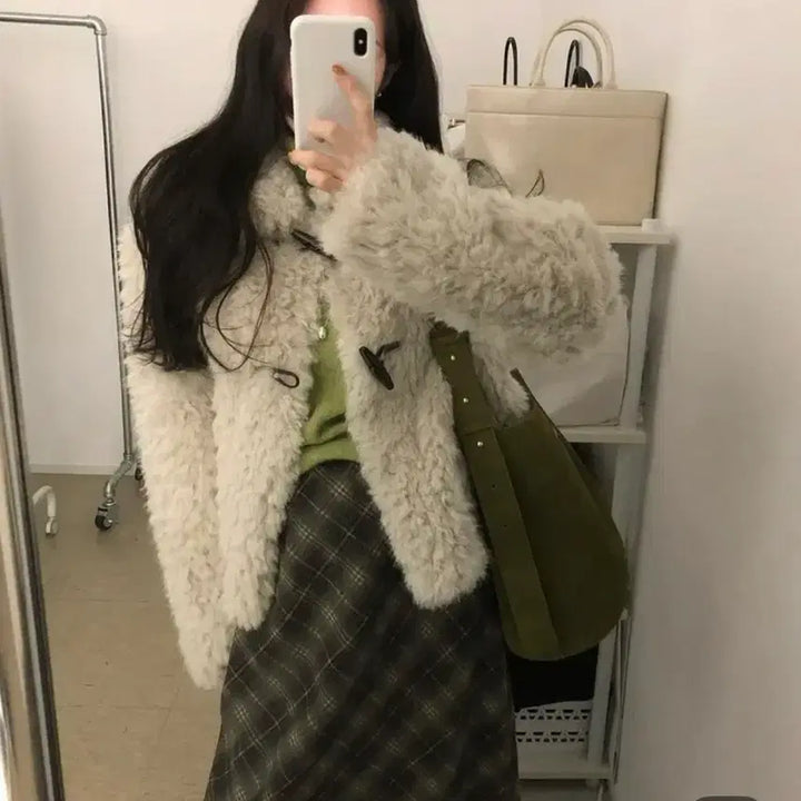 [BUNJANG] You.Us Robt Faux Fur Jacket / 유인어스 롭트 퍼자켓