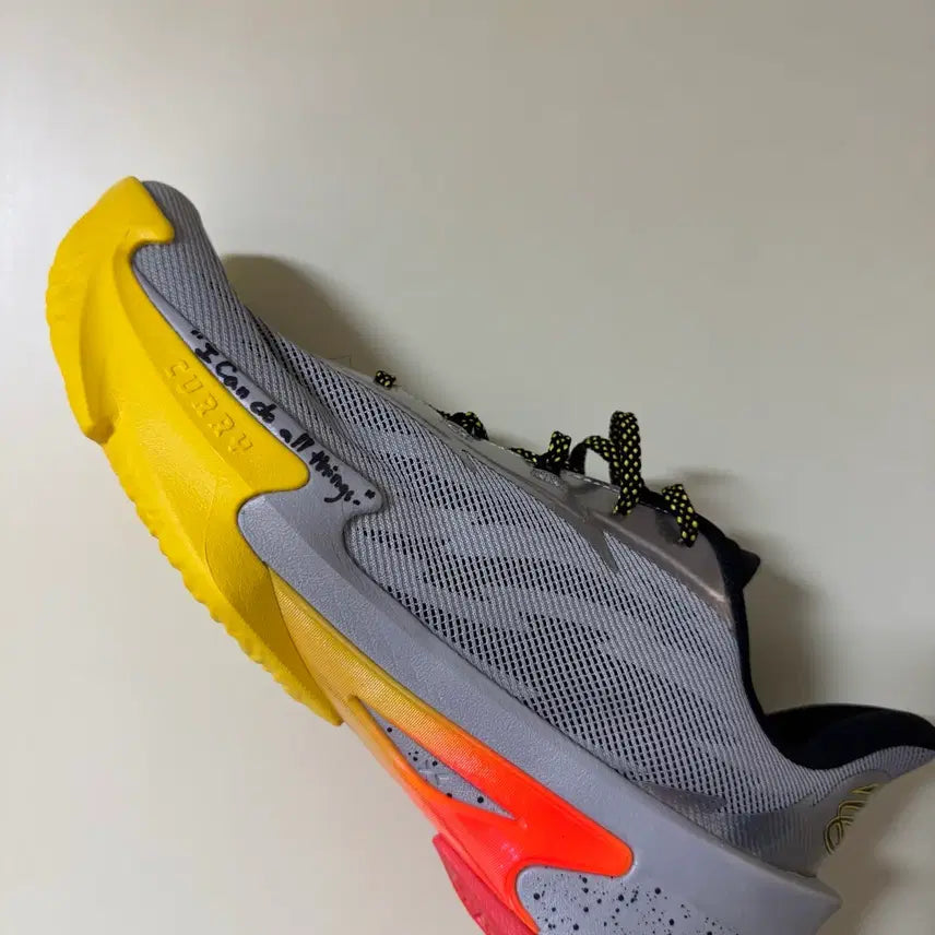 [BUNJANG] Under Armour Curry 7 Iron Sharpens Iron Basketball Shoes / 310 언더아머 커리 시리즈 7 IRON SHARPENS IRON