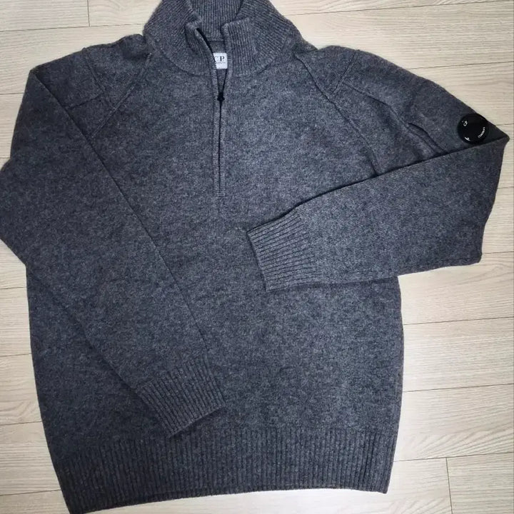 [BUNJANG] CP Company Gray Knit Zip-up / [52]CP컴퍼니 그레이 니트집업