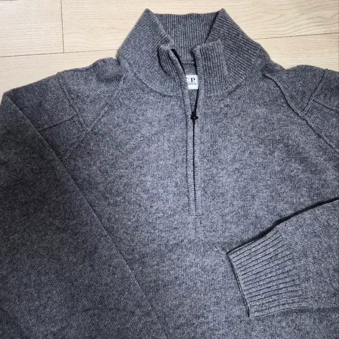 [BUNJANG] CP Company Gray Knit Zip-up / [52]CP컴퍼니 그레이 니트집업