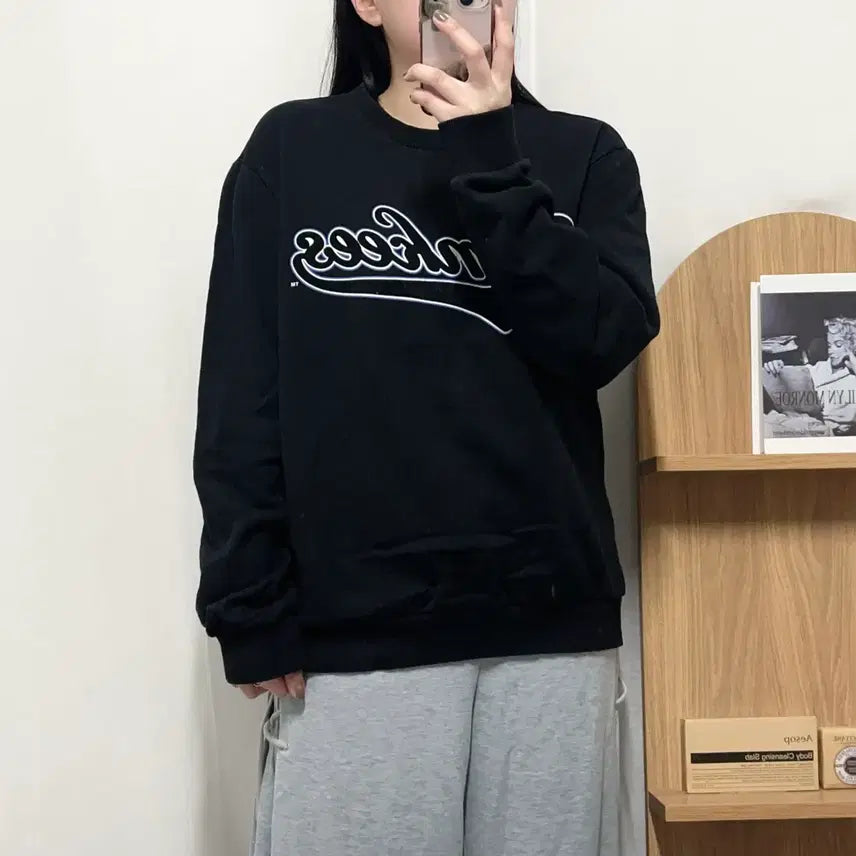 [BUNJANG] MLB Yankees Black Fleece Sweatshirt (Size 100) / [정품] MLB 양키스 블랙 기모 맨투맨 [ 100 ]