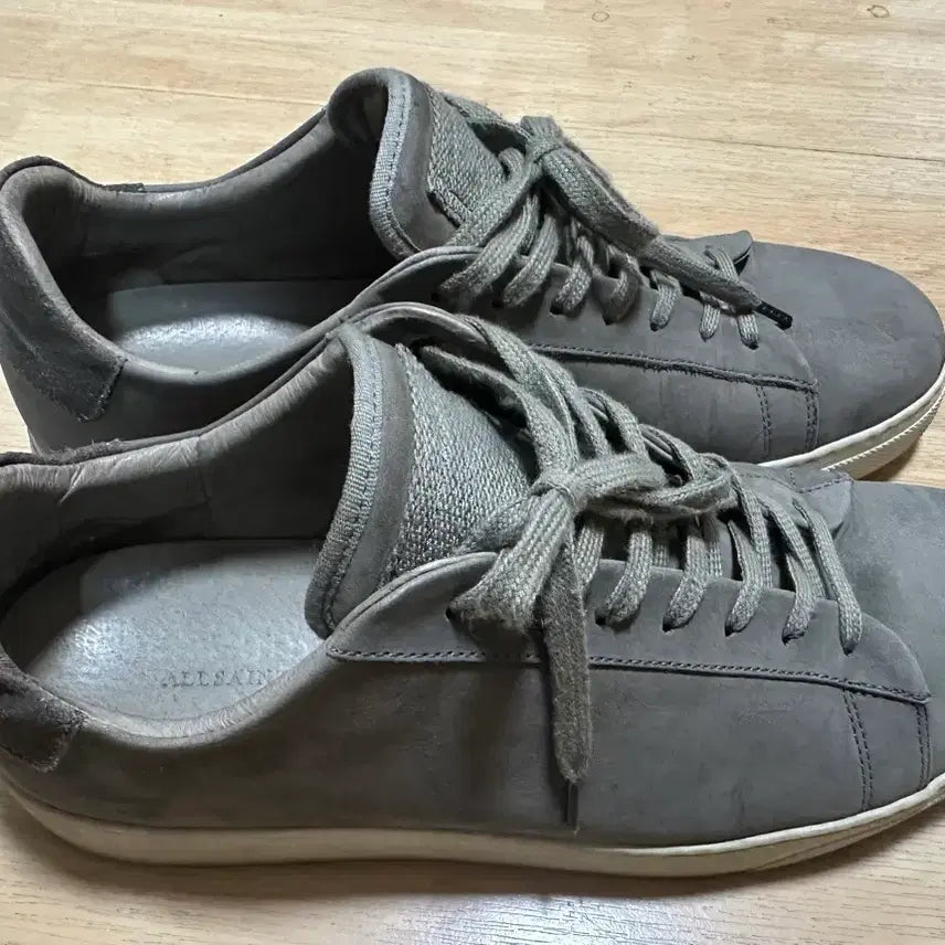 [BUNJANG] Allsaints Low Top Sneakers (Size 42) / 올세인츠 로우탑 스니커즈 42