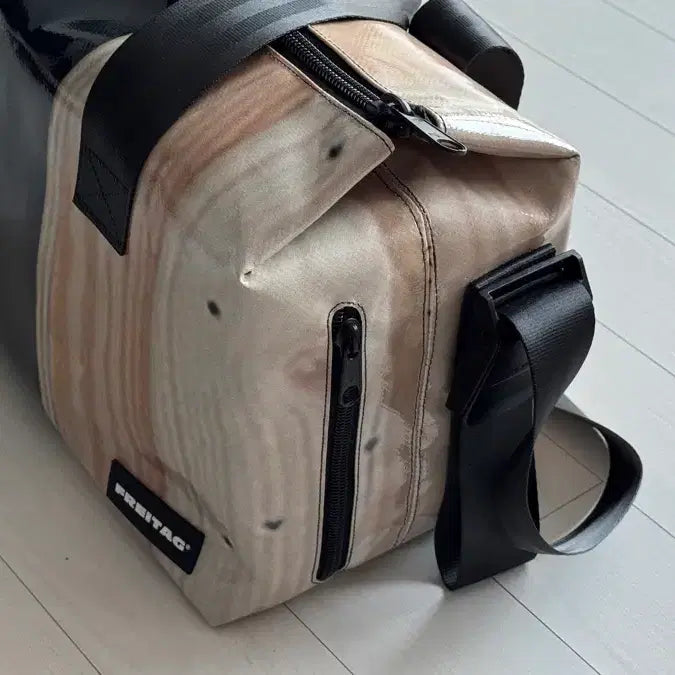 [BUNJANG] Freitag Lois Tote Bag / 프라이탁 로이스 Lois 전사 스포츠백 크로스백 토트백