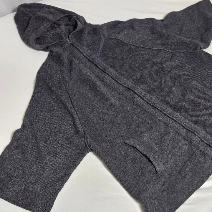 [BUNJANG] Codes Combine Charcoal Cape Knit Outer / 코데즈컴바인 케이프 망토형 차콜 니트 아우터