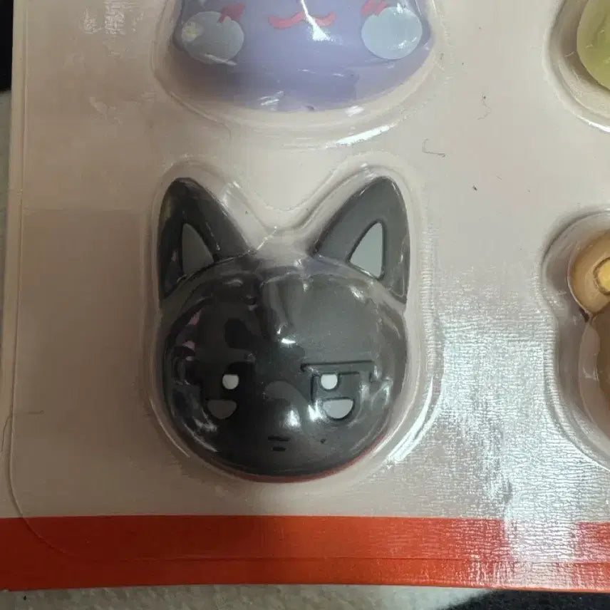 에이티즈 애니티즈 트레저 케이블캡