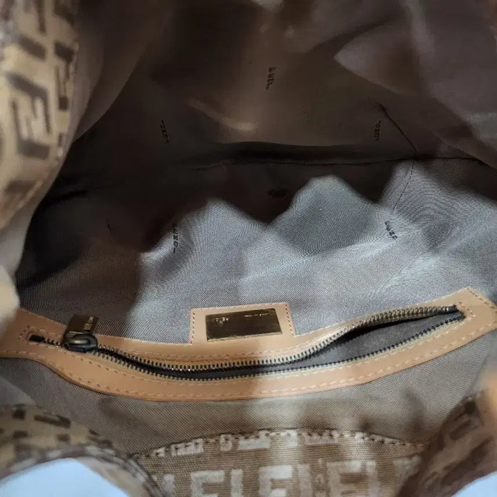 [BUNJANG] Fendi Zucchino Beige Shoulder Bag / (정품)펜디 주카 베이지 숄더백