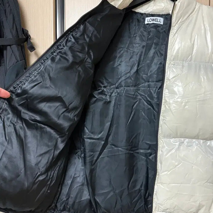 [BUNJANG] LOWELL Ivory Padded Vest / 로웰(LOWELL) 조끼 패딩 아이보리 색상 Free 사이즈