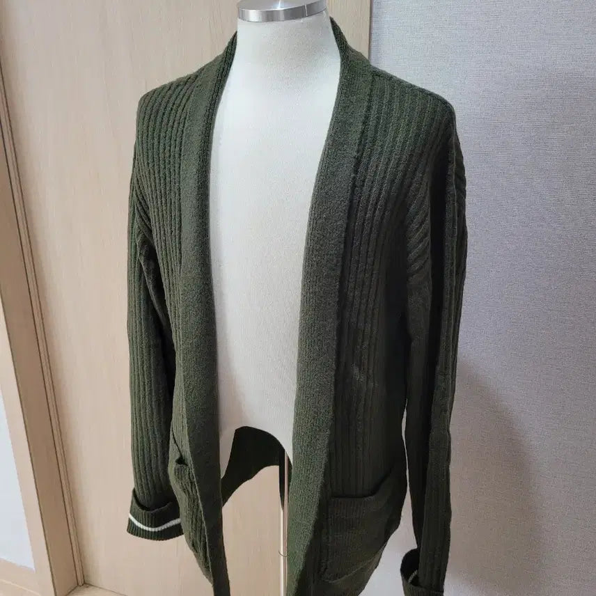 [SOLD OUT] 에잇세컨즈 남자 니트가디건 XL 카키