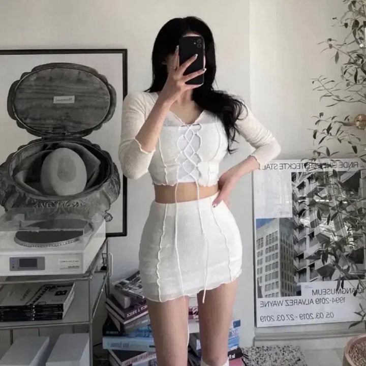 [BUNJANG] White Sheer Lace Crop Top & Mini Skirt Two-Piece Set / 화이트 시스루 레이스 크롭티 + 미니스커트 투피스 세트