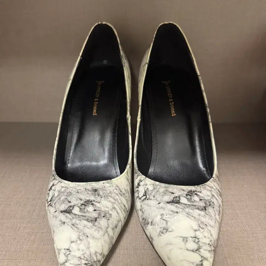 [SOLD OUT] 30-> 2만원 고급 수제화 여성 구두