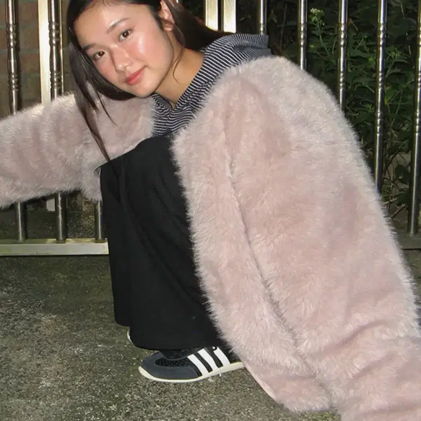 [BUNJANG] Ronron Inner Pointed Fluffy Fur Jacket / 론론 INNER POINTED FLUFFY FUR JACKET PINK