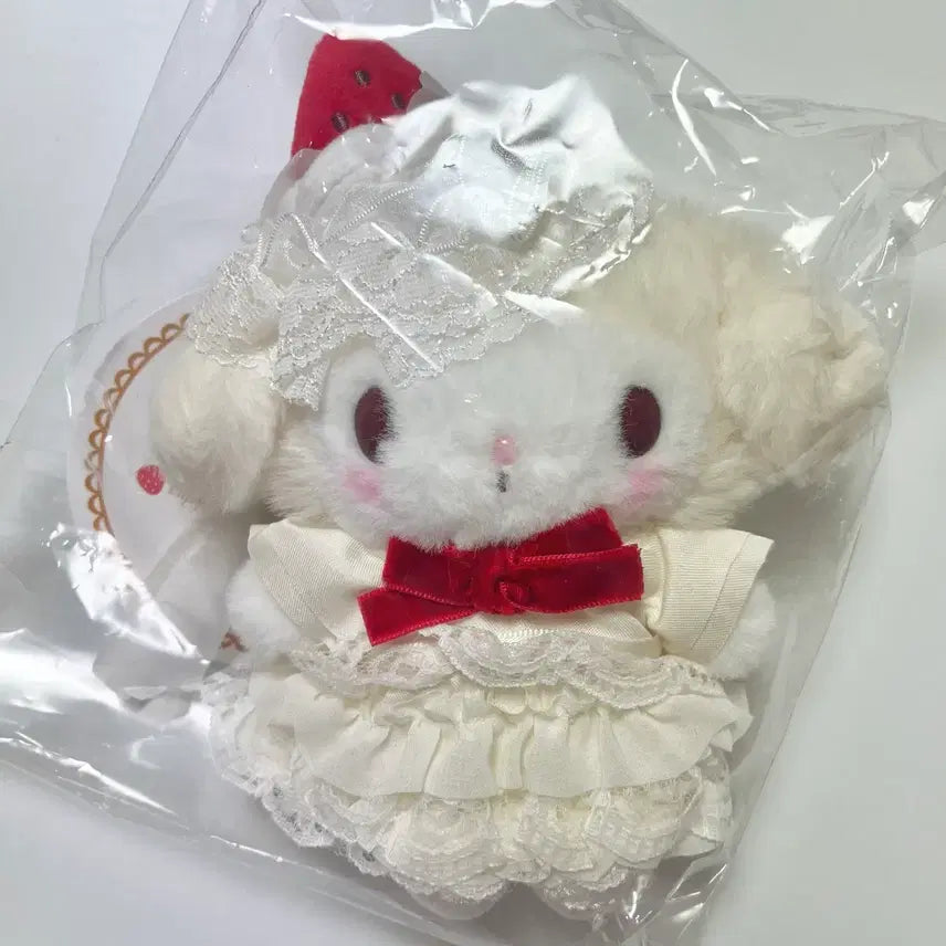[SOLD OUT] 산리오 마이멜로디 쇼트케이크 1탄 마스코트 인형