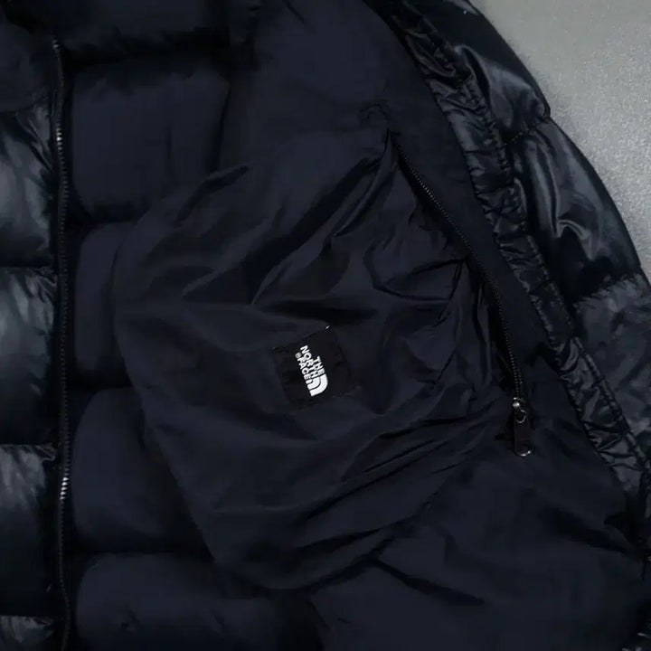 [BUNJANG] The North Face 700 Fill Nuptse Goose Down Puffer Jacket - Black (Women's L) / 여성 90 (L) 노스페이스 700필 눕시 구스다운 푸퍼 패딩 점퍼 블랙