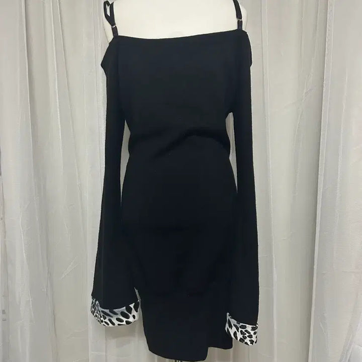 [BUNJANG] Oni Gyaru Leopard Off-Shoulder Dress / 오네갸루 레오파드 오프숄더 원피스 나나깔