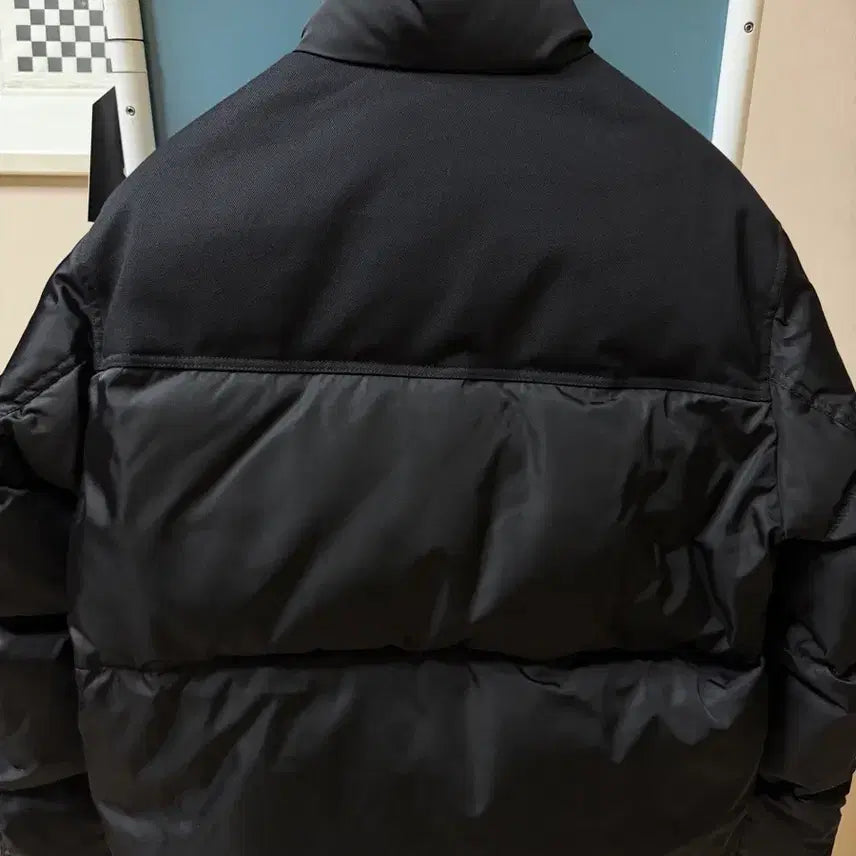 [BUNJANG] Prada Re-Nylon Cropped Down Jacket (Black, S) / (새상품)프라다 리나일론 크롭 다운 재킷 블랙 S
