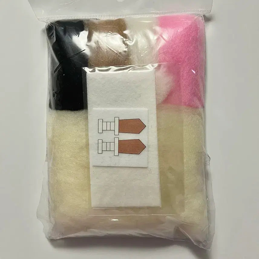 [BUNJANG] Chiikawa Hamana Mitten Felt Doll Making Kit / 치이카와 랏코 하마나카 니들 펠트 인형 만들기 키트 정가이하
