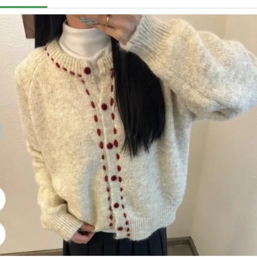 [BUNJANG] Red Stitched Knit Cardigan (Wool Blend) / @포근한 레드 스티치 니트 가디건 (울혼방)
