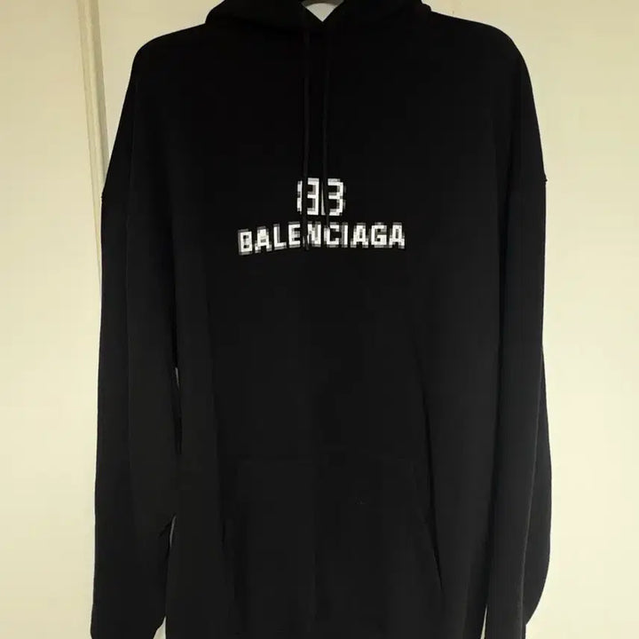 [BUNJANG] Balenciaga BB Pixel Medium Fit Hoodie Black XS / (W) 발렌시아가 BB 픽셀 미디움 핏 후드 블랙 XS 판매