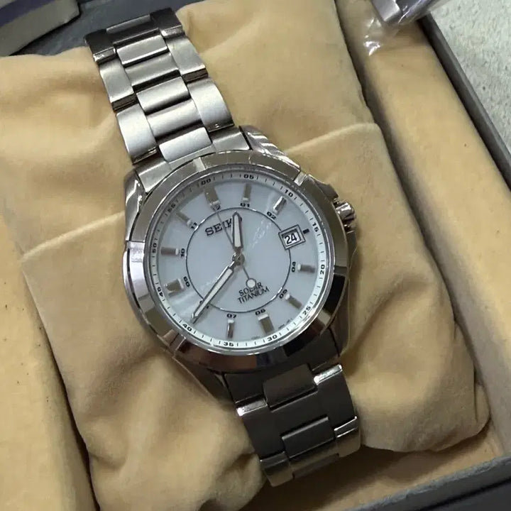 [BUNJANG] Seiko Solartitanium SBPS035 Watch / 세이코 솔라티타늄 sbps035