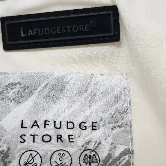 [BUNJANG] Lafarge Store Ivory Short Padded Jacket / 라퍼지스토어 아이보리 숏패딩 90사이즈입니다