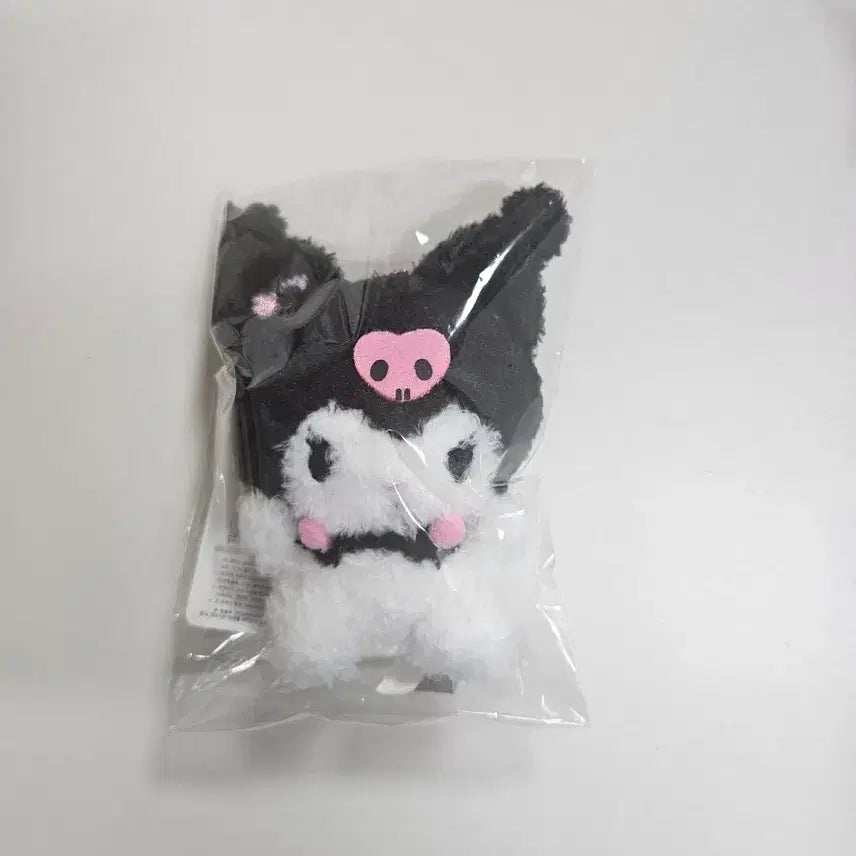 [BUNJANG] Kuromi Plush Doll Keychain / 쿠로미 솜인형 키링 새상품