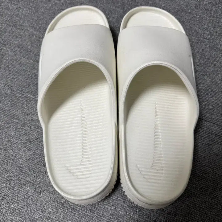 [BUNJANG] Nike Calm Slide Sandals / 나이키 캄 슬라이드 세일 290사이즈 판매합니다!