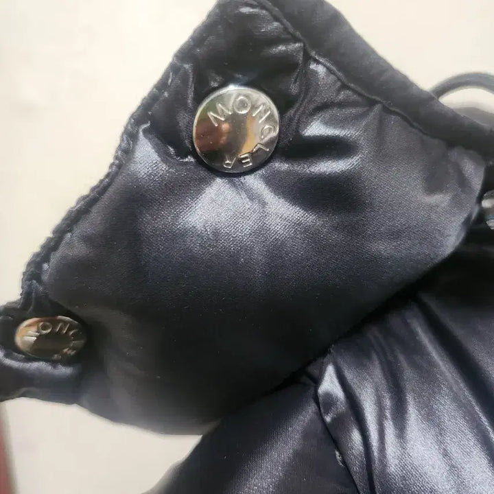 [BUNJANG] Moncler Mastermind Collaboration Padded Jacket / 몽클레어 x 마스터마인드 콜라보 한정판 패딩