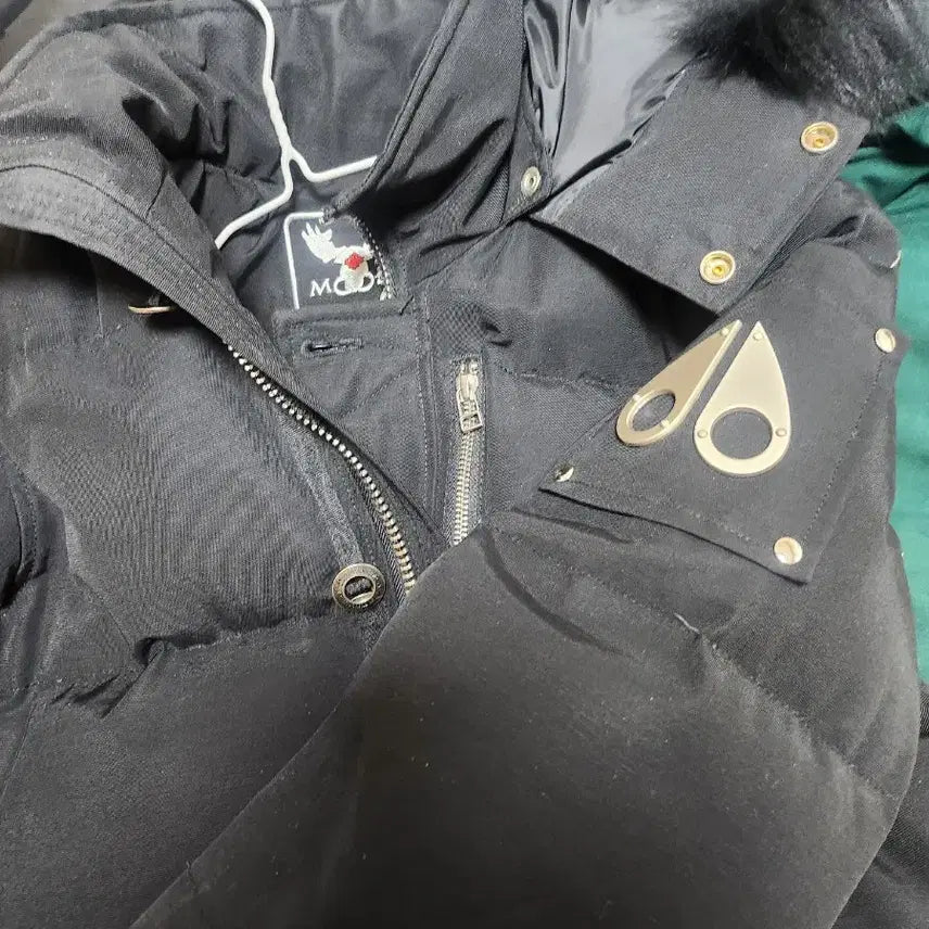 [BUNJANG] Moose Knuckles Black Fox Fur Hooded Padded Jacket (Size S) / 무스너클 블랙 패딩 폭스퍼 후드 s