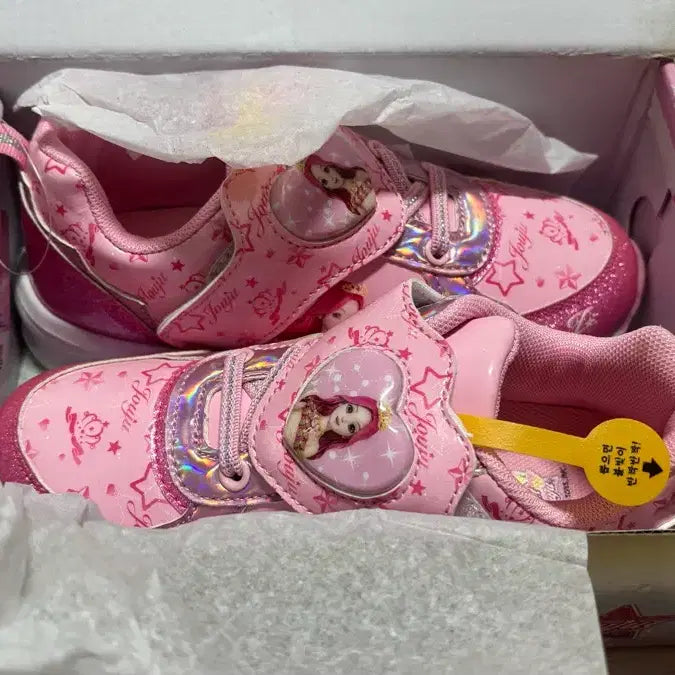 [BUNJANG] Secret Jouju Character Sneakers / 시크릿 쥬쥬 캐릭터 운동화 새상품