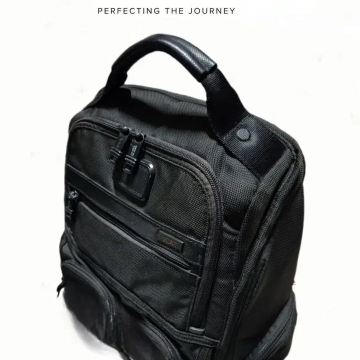 [BUNJANG] Tumi Alpha Black Backpack / <정품> 투미 알파 블랙 방탄 컴팩드 백팩 이너백 내장 캐리어장착 기능