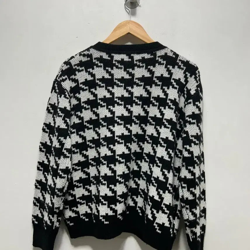 [BUNJANG] Houndstooth Check Knit Cardigan / 하운드투스 체크 니트 가디건